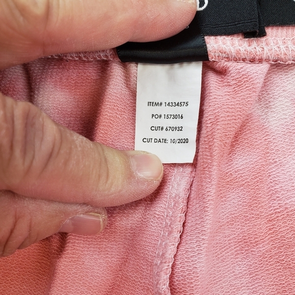 Torrid Joggers Tie Dye Pants Crop Capri Sweatpants Comfy Lounge Athleisure 1X - Picture 7 of 8